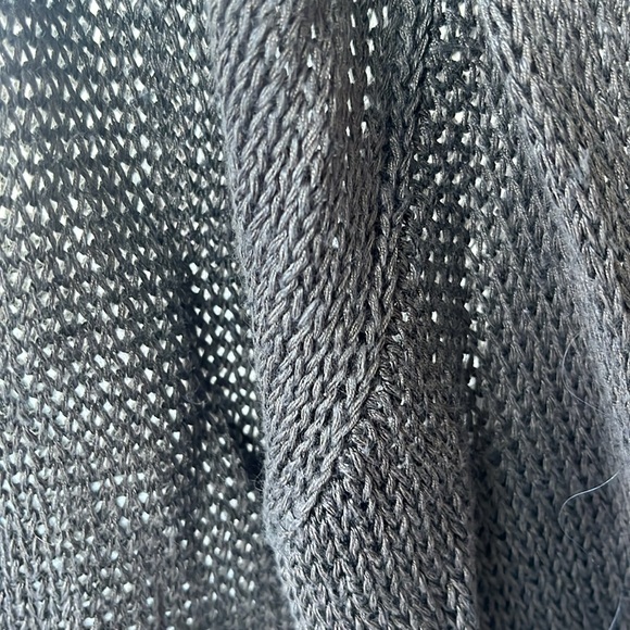 Talula Babaton silk and linen open weave top - Picture 4 of 5